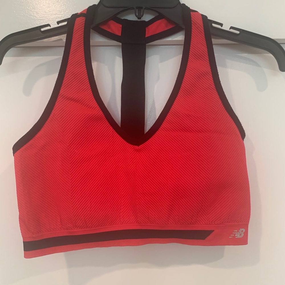 new balance Sports Bra (size XL)